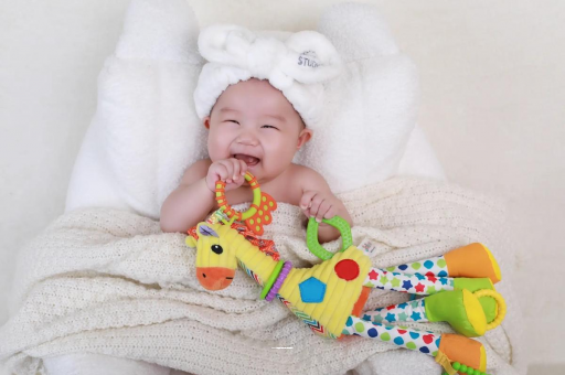 凉山宝宝的口欲期 凉山宝宝的口欲期